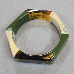 Plunder Chunky Resin Bangle Bracelet Green Ivory Amber Colorblock Statement NWOT
